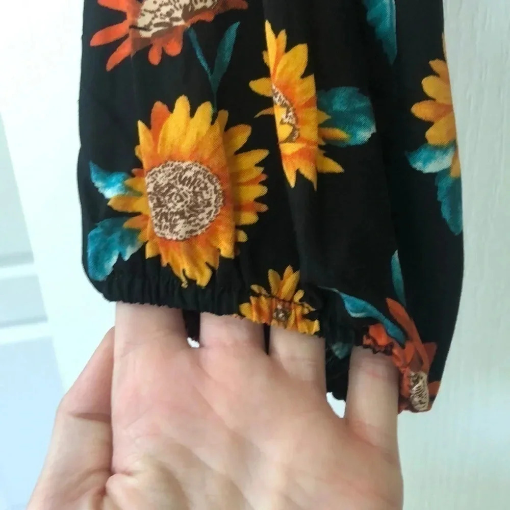 Sunflower Crop Top - Picture 4 of 4